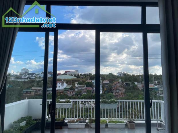 BÁN NHÀ đẹp view chill tại  Hẻm 50 Trần Quý Cáp, để lại toàn bộ nội thất, xách vali vào ở - 1