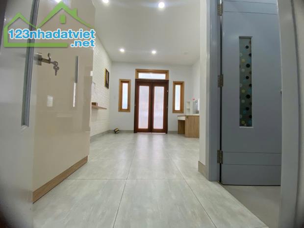 Nhà Bán Đ. Nguyễn Thị Nhỏ- Quận 11 - 49m2 - Xây dựng Full 49m2 - 4 Tầng BTCT - chỉ 7 tỷ - 3