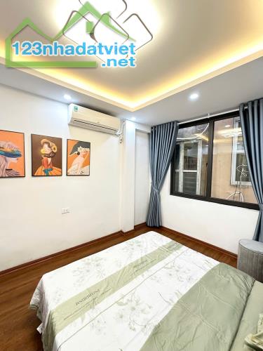 Hữu hưng- tây mỗ- 36m2- 5 tầng- xây mới- ô tô đỗ cửa- gần chợ dân sinh-4.5 tỷ - 4