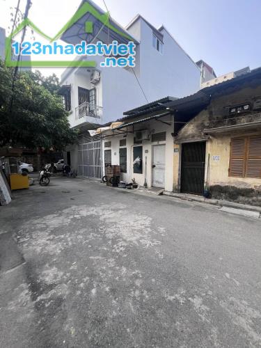 🏠 BÁN ĐẤT XÂY CCMN - NGÕ 20 LÊ VĂN HIẾN - 82M² - Ô TÔ TRÁNH - 15.8 TỶ📞 HẰNG Mini