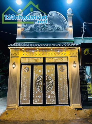 BÁN NHÀ MẶT TIỀN ĐƯỜNG KINH DOANH THỚI TAM THÔN 10, THỚI TAM THÔN, HÓC MÔN