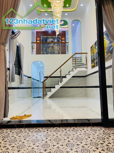 BÁN NHÀ MẶT TIỀN ĐƯỜNG KINH DOANH THỚI TAM THÔN 10, THỚI TAM THÔN, HÓC MÔN - 1