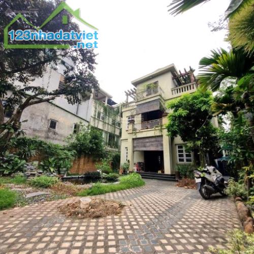 Bán gấp biệt thự 324m2Tư Đình-Long Biên, hàng xóm phố cổ Hoàn Kiếm, chỉ 42 tỷ.