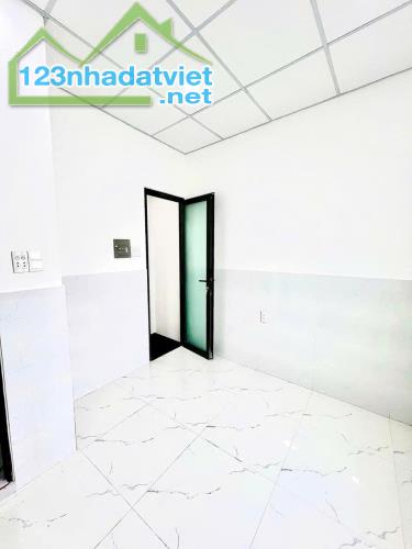 3PN,45M2S NHÀ NGAY NƠ TRANG LONG, HẺM XE HƠI, P12 BÌNH THẠNH, GIÁ 2.X TỶ. - 1