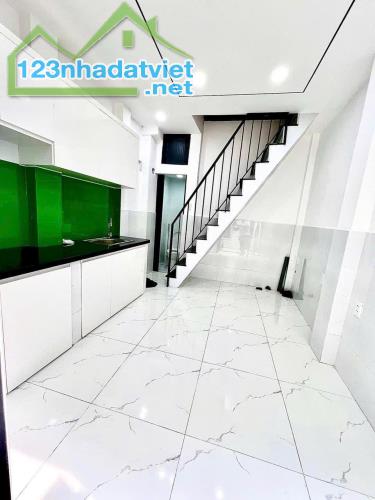 3PN,45M2S NHÀ NGAY NƠ TRANG LONG, HẺM XE HƠI, P12 BÌNH THẠNH, GIÁ 2.X TỶ. - 2