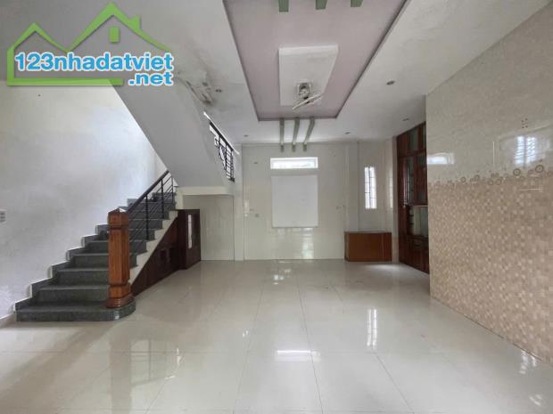 Nhà mặt tiền Lịch Đợi - phường Đúc - TP Huế kinh doanh Homestay, nhà nghỉ giá nhỉnh 3 Tỷ - 3