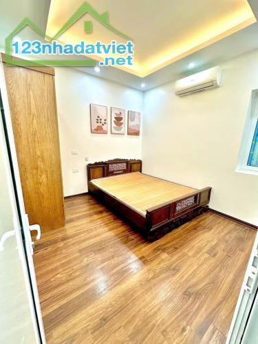 Tập thể Cty QL Đường Sắt Hà Thái Ngõ -Phạm Văn Đồng 110m2 - GIÁ NHỈNH 4 TỶ - 2