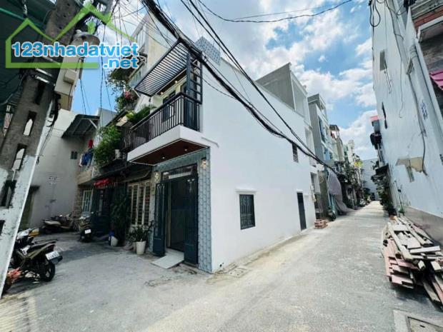 ⏰️ Nhà Gò Vấp - Căn Góc Không Lộ Giới 🙀 SHR 🚖 Hẻm Ôtô 6m 1 Trục 🏘52m²(4 x 13) - 3.x tỷ - 2