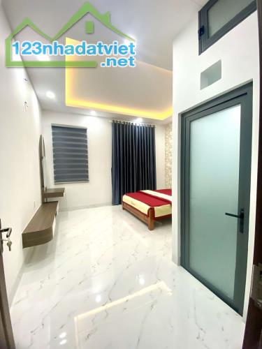 Siêu phẩm MT Thới tam thôn 12,HM 3Tx80 m2 . Giá chỉ 5.5 tỷ (TL) - 4