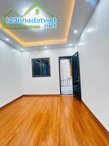 Bán nhà ngay mặt phố Hai Bà Trưng - 45m2 giá nhỉnh 5 tỷ