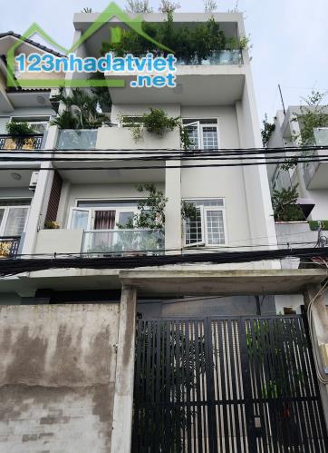 Bán nhà Huỳnh Tấn Phát - Quận 7 – hẻm ô tô - 50m2 - ngang 4.3m -  3 phòng ngủ - nhỉnh 7 tỷ - 2