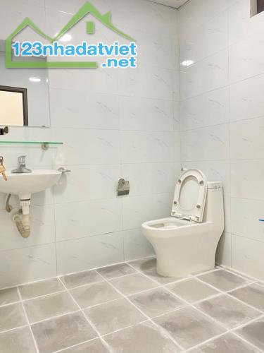 🏡 BÁN NHÀ KIM GIANG MỚI KÍNH KOONG - Ô TÔ ĐỖ CỬA, VỊ TRÍ ĐẸP CHỈ 6.2 TỶ 🏡 - 3