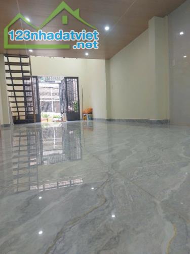 Bán nhà CÁCH MẠNG THÁNG TÁM TÂN BÌNH  - Khu văn minh  - DT30m2 - Nhỉnh 3 tỷ