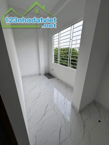 Bán căn 35m2x4T, Đồng Nhân, mặt kinh doanh, Oto đậu cửa - 4