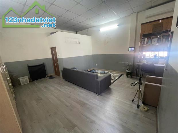 Nhà Vườn 177m2, Trệt Lầu. Mặt Tiền TÂN HIỆP, HÓC MÔN. Gần Trạm Y tế, Chỉ 5.15 tỷ - 4