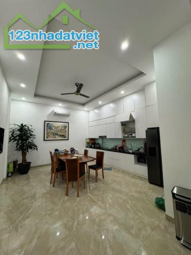 Đội Cấn, Ba Đình nhà vườn 109m2, 4 tầng, 25.9 tỷ - ô tô, ngõ thông, thoáng đẹp yên tĩnh - 1