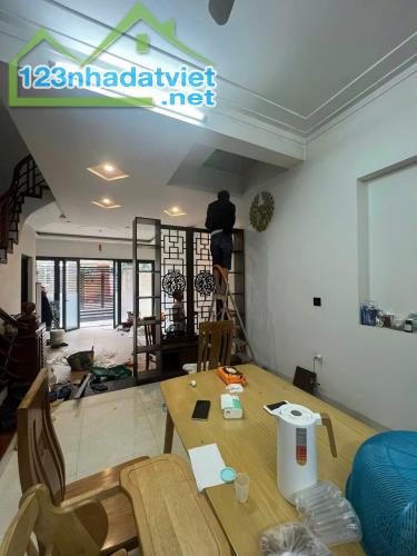 BÁN NHÀ ĐỨC DIỄN – 5 TẦNG, NGÕ THÔNG – 60M2, GARA O TÔ,  PHÚ DIỄN CHỈ 11 TỶ - 2