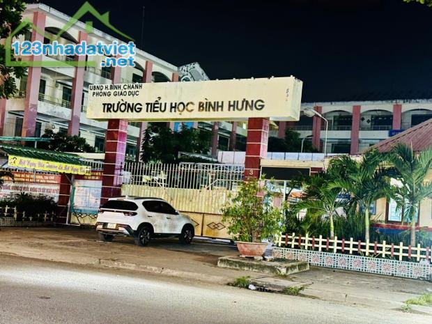 Bán nhà đường số 5 4*19  Bình Hưng Bình Chánh 4 tầng giáp quận 8 chỉ 8,3 tỷ - 1