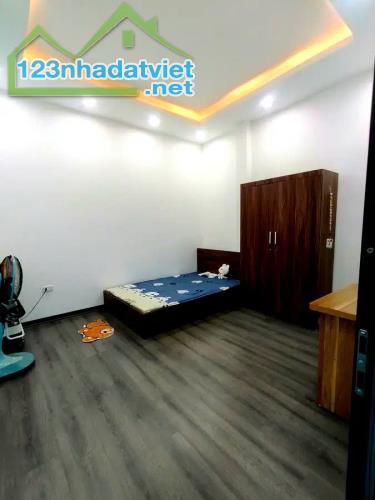 BÁN NHÀ CÁT LINH, 50M2 4 TẦNG MT 5M GIÁ 9 TỶ, NHÀ MỚI ĐẸP Ở NGAY, NỘI THẤT XỊN, GẦN