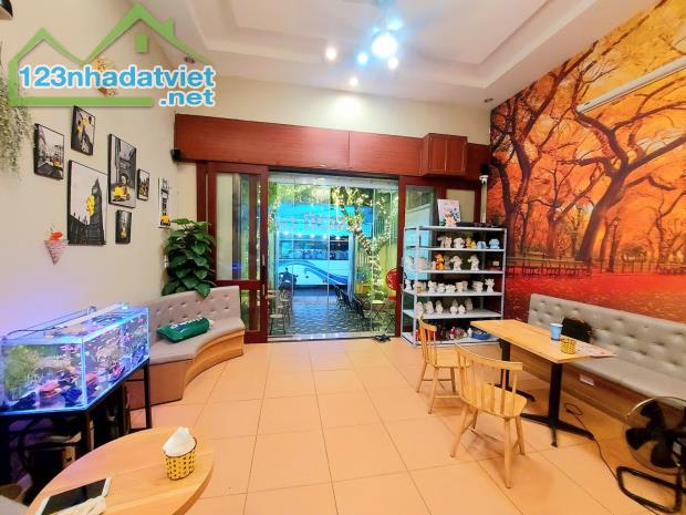 Mặt Phố Mai Hắc Đế, 81m², giá 42 tỷ, Hai Bà Trưng