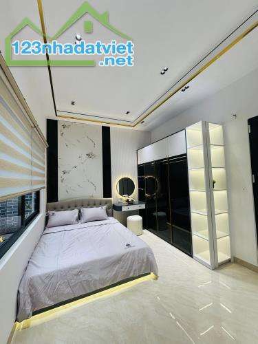 Nhà 3 tầng mới xây siêu VIP, full nội thất kiệt Hoàng Diệu, trung tâm thành phố Đà Nẵng - 3