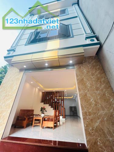 Bán nhà 3 tầng mới xây Vĩnh Quỳnh, Thanh Trì, Diện tích: 63m2, giá bán 4,x tỷ. - 2