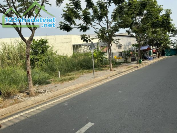 bán đất đào sư tích nhà bè. dt: 13 x 21m, đường rộng 6m. giá 8 tỷ 600 - 2