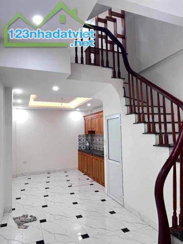 Bán Nhà Tổ 12 Mậu Lương 30m2 5 Tầng MT 3.3 4.99 Tỷ - 1