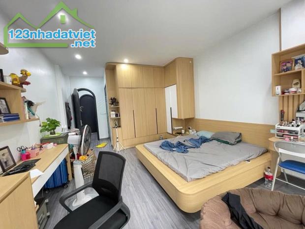 Khu VIP Lâm Du, lô góc, kinh doanh đỉnh - 90m², 4 tầng, 4.5m - Chào 14 tỷ 8. - 2