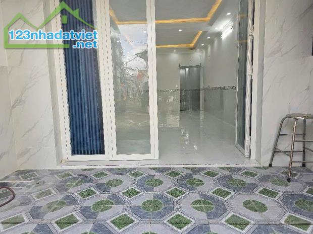 BÁN NHÀ MỚI VÀO Ở LIỀN- TRUNG TÂM Q7- DT: KHỦNG NGANG 4,5 x 22 m - SHR- GIÁ SIÊU RẺ - 1