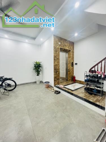 💥💥 Đào Tấn- Ngõ Thông. THANG MÁY. 35m x7 Tầng- Mt 6.5m. Giá 10.2 Tỷ💥💥 - 2