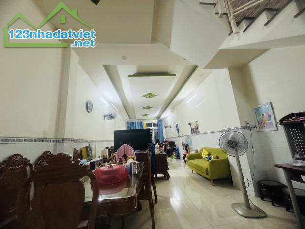 Vị trí Đỉnh – CENTER Bàu Cát – 46m2, ngang 4.4m – XE HƠI TUNG TĂNG LƯỢN PHỐ - 1