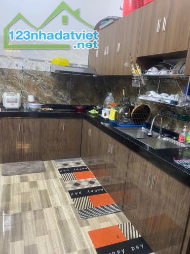 ♣ Nhà Kiệt 4m thẳng 40m ra Đường 2 Tháng 9, Hải Châu, 62m2, 2 tầng Chắc Đẹp, Kinh Doanh, - 2