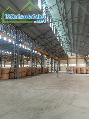 CHO THUÊ 2.300m²  KHO XƯỞNG TẠI YÊN VIÊN, GIA LÂM, HÀ NỘI