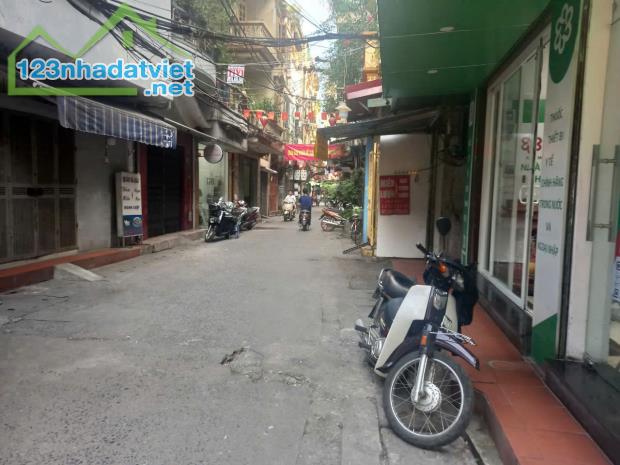 Bán nhà đẹp, giá rẻ Phố Tân Ấp, Ba Đình 50m2, 4 tầng, gần ô tô, 6.45 tỷ