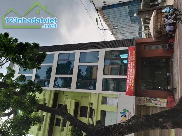 Cho thuê nhanh căn nhà 120m2, 5 tầng, thang máy, 27 triệu tại Trịnh Văn Bô