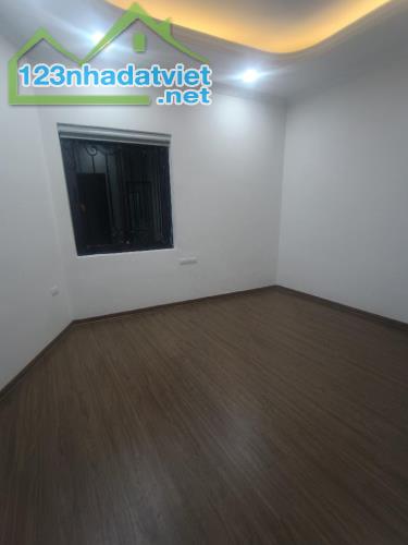 BÁN NHÀ THỊNH QUANG, NHÀ ĐẸP, Ở NGAY, GẦN ÔTÔ, AN SINH ĐỈNH. 47M, 4TẦNG, 8.2TỶ. LH 0984823 - 3