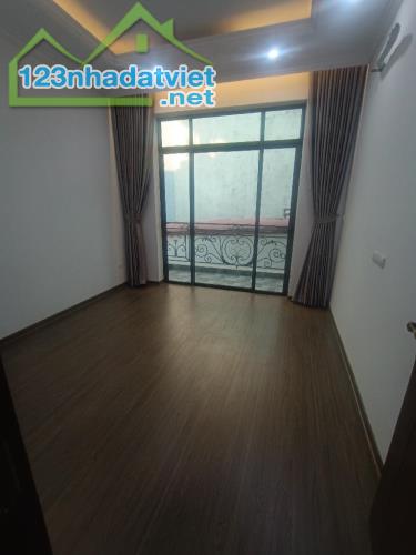 BÁN NHÀ THỊNH QUANG, NHÀ ĐẸP, Ở NGAY, GẦN ÔTÔ, AN SINH ĐỈNH. 47M, 4TẦNG, 8.2TỶ. LH 0984823 - 4