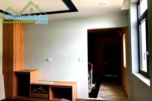 Bán nhà Đường Số 4, gần chợ Thủ Đức, 4.2m x 24m, 120 m², gần mặt tiền - Giá 16.5 tỷ TL - 3