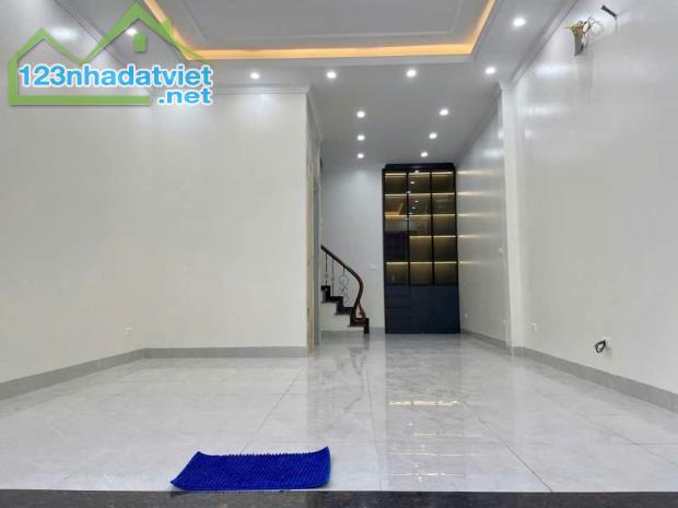 SIÊU HOT BỒ ĐỀ ÁI MỘ 50M2 x 7T THANG MÁY NGÕ THÔNG TRUNG TÂM TIỆN ÍCH. 12,95TỶ - 4