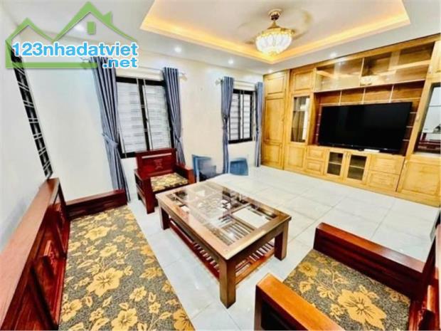 🏡 BIỆT THỰ VIP 4 TẦNG - 2 MẶT TIỀN - HUỲNH THIỆN LỘC - NGANG KHỦNG 8.4M - 1