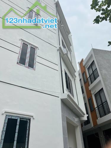 CC CẦN BÁN CĂN 30M2-HIẾM GIÁ 2TY3 TẠI PHƯỢNG NGHĨA PHỤNG CHÂU NHANH THÌ CÒN - 1