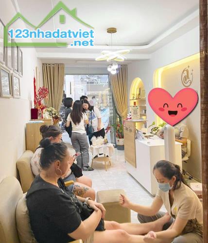 SANG SPA GIÁ TỐT NHẤT TRUNG TÂM - ĐƯỜNG NGUYỄN TRÃI, PHƯỜNG NGUYỄN CƯ TRINH, QUẬN 1, HCM