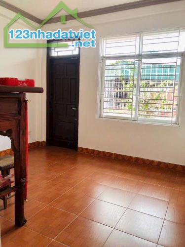 Bán nhà riêng Nguyễn Xiển, 60m2 x 4 tầng, giá 10,8 tỷ, NHÀ ĐẸP, NGÕ THÔNG THOÁNG, 20M ra - 3