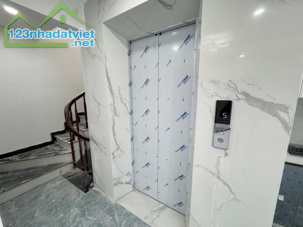 NHÀ MỚI XÂY ĐẸP LONG LANH! phố Bùi Xương Trạch, Thanh Xuân, DT34m2, giá 8,8 tỷ - 3