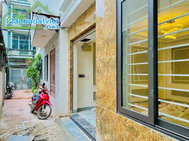 NHÀ MỚI XÂY ĐẸP LONG LANH! phố Bùi Xương Trạch, Thanh Xuân, DT34m2, giá 8,8 tỷ - 5