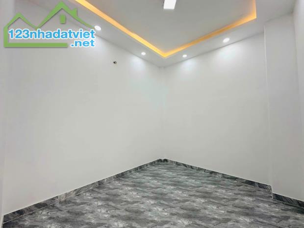 Căn nhà 2 lầu 5x20 mặt tiền kinh doanh siêu đẹp gần Cây Xăng Đức Hưng đường Đồng Khởi - 3