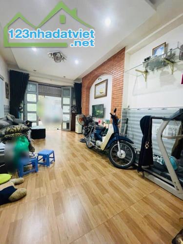 Hiếm có khu bàu cát 56m2 chỉ 4,8999 tỷ ngay sát đồng đen - 2