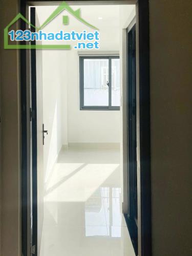 KHU PHÂN LÔ VIP - SÁT MT THOẠI NGỌC HẦU - XE HƠI VÀO NHÀ - 52M2 - 5 TẦNG - CHỈ NHỈNH 6 TỶ - 3