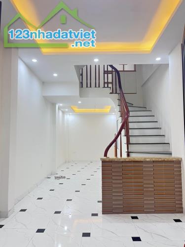 HIẾM! -NHÀ MỚI ĐẸP Ở NGAY - MẬU LƯƠNG, HÀ ĐÔNG 30M2, 5 TẦNG, MT 3.3M GIÁ CHƯA ĐẾN 5 TỶ - 3